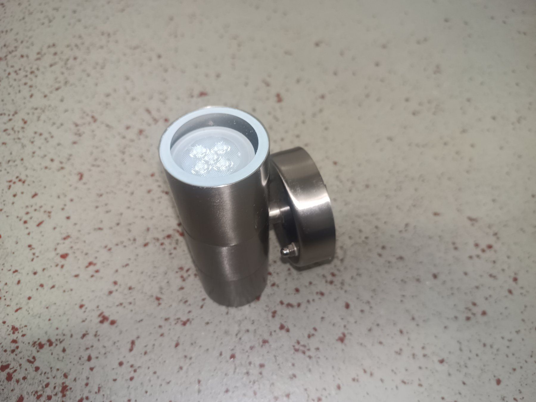 Lampade: Edelstahl Aussenwandleuchte – Usato da Niederwil SO venduto da Tphantom 2