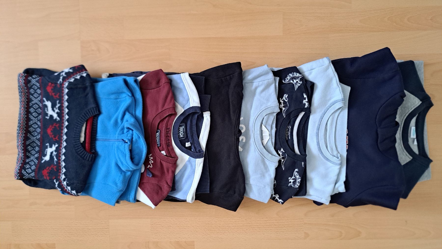 H&M Maglioni & Felpe: Boys sweat Shirts Bundle Size 110 to 116 – Usato da Thun venduto da tan_2kvt