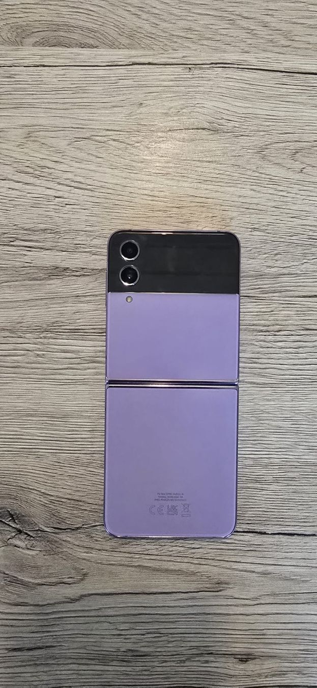 Samsung Portables: Samsung Galaxy Flip 4 – D'occasion à Bernhardzell par chr_2jrp 1
