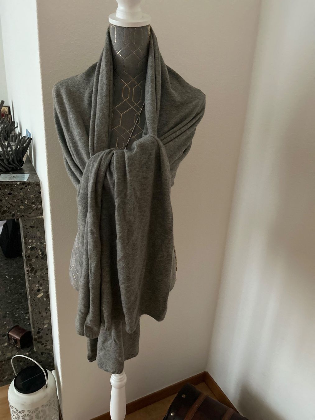 Foulard & Sciarpe: Schal Grau 220 x 70 cm – Nuovo (secondo la descrizione) da Zumikon venduto da Valeri79 2