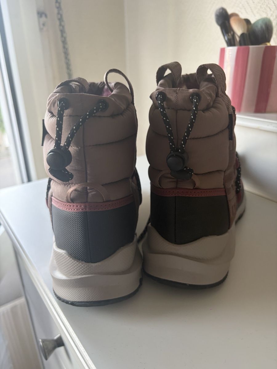 North Face Scarpe da donna: The North Face Schuhe  – Usato da Basel venduto da Brunner.T 6