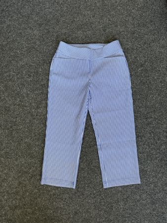 AceGOLFS Capri Hose, Gr. S, blau-weiss gestreift, neuwertig