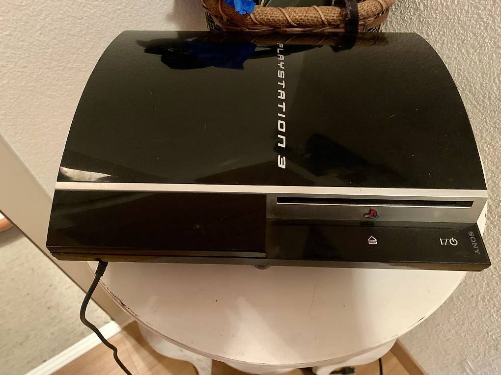 Consoles: Playstation 3 – D'occasion à Zuchwil par alisha09