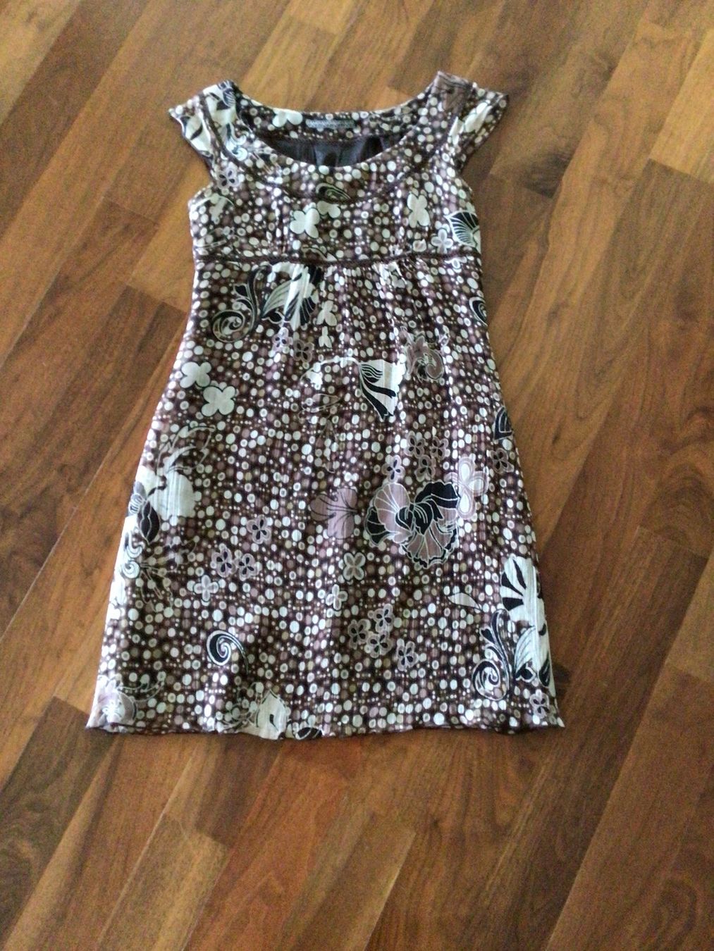 Liu Jo Vestiti: Kleid ( Liu -jo) – Usato da Zürich venduto da ElarmariodeRuth