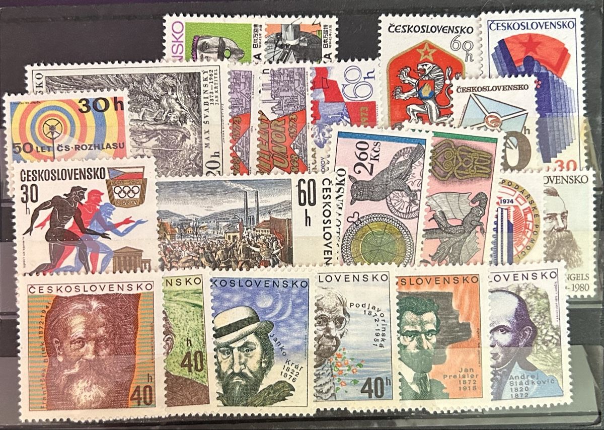 Alle Briefmarken: Sammlung von Briefmarken aus der Tschechoslowakei  – Gebraucht aus Bern von mon_622y 1