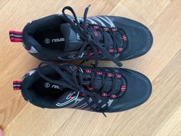 Reusch Schuh, Gr. 40, neuwertig