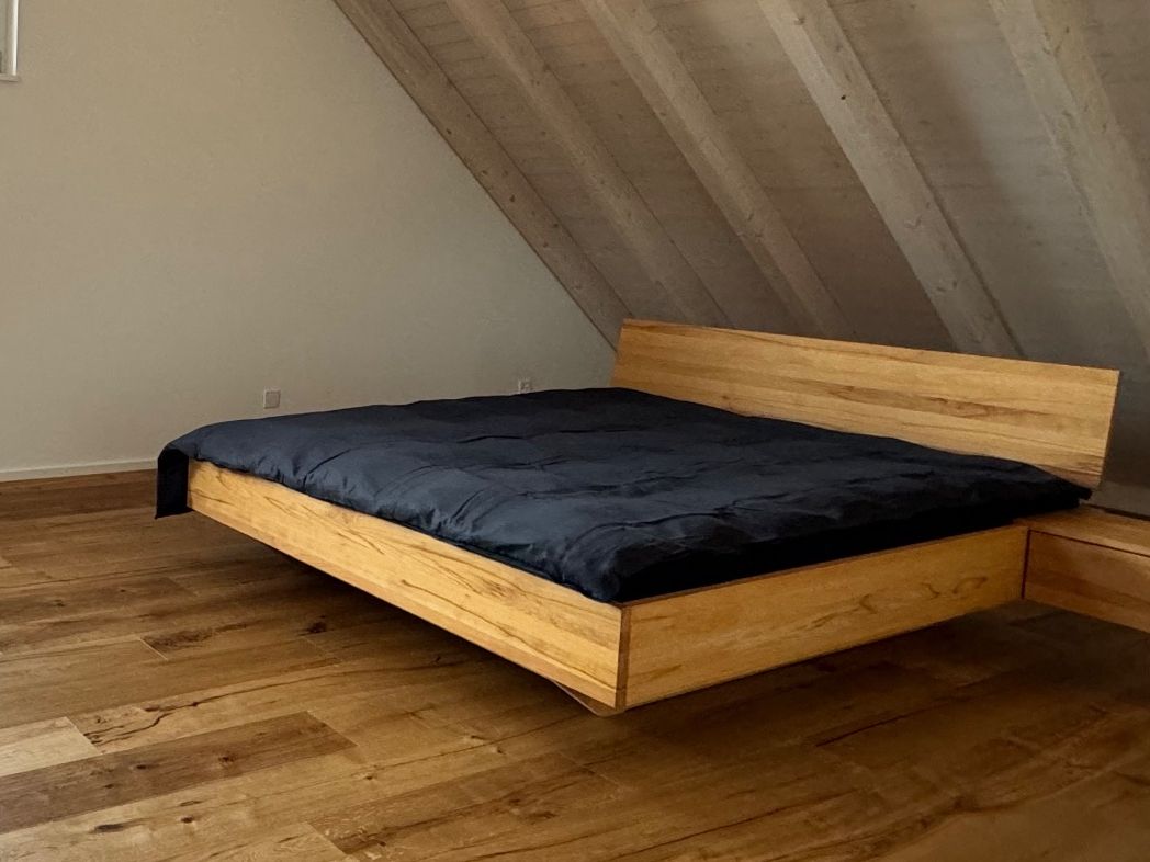 Betten: Bettrahmen Design schwebend von Möbelum – Gebraucht aus Zürich von UndeadStore 1