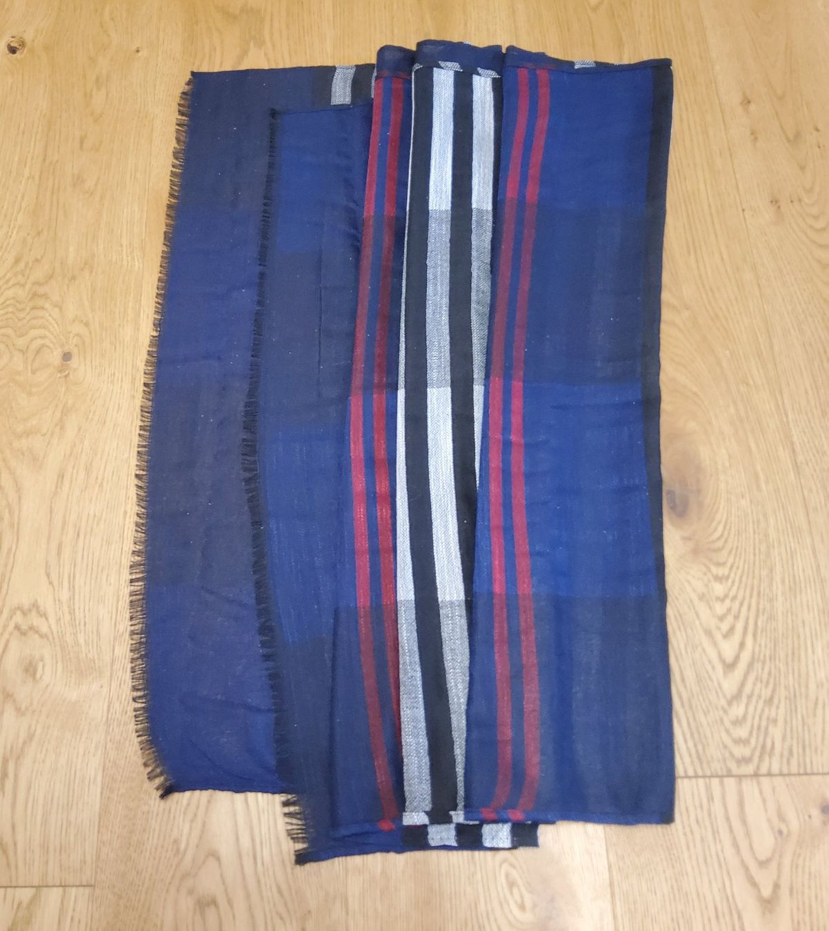 Benetton Lotti di vestiti: Kleiderpacket 5 Teile – Usato da Naters venduto da 3904Naters 7