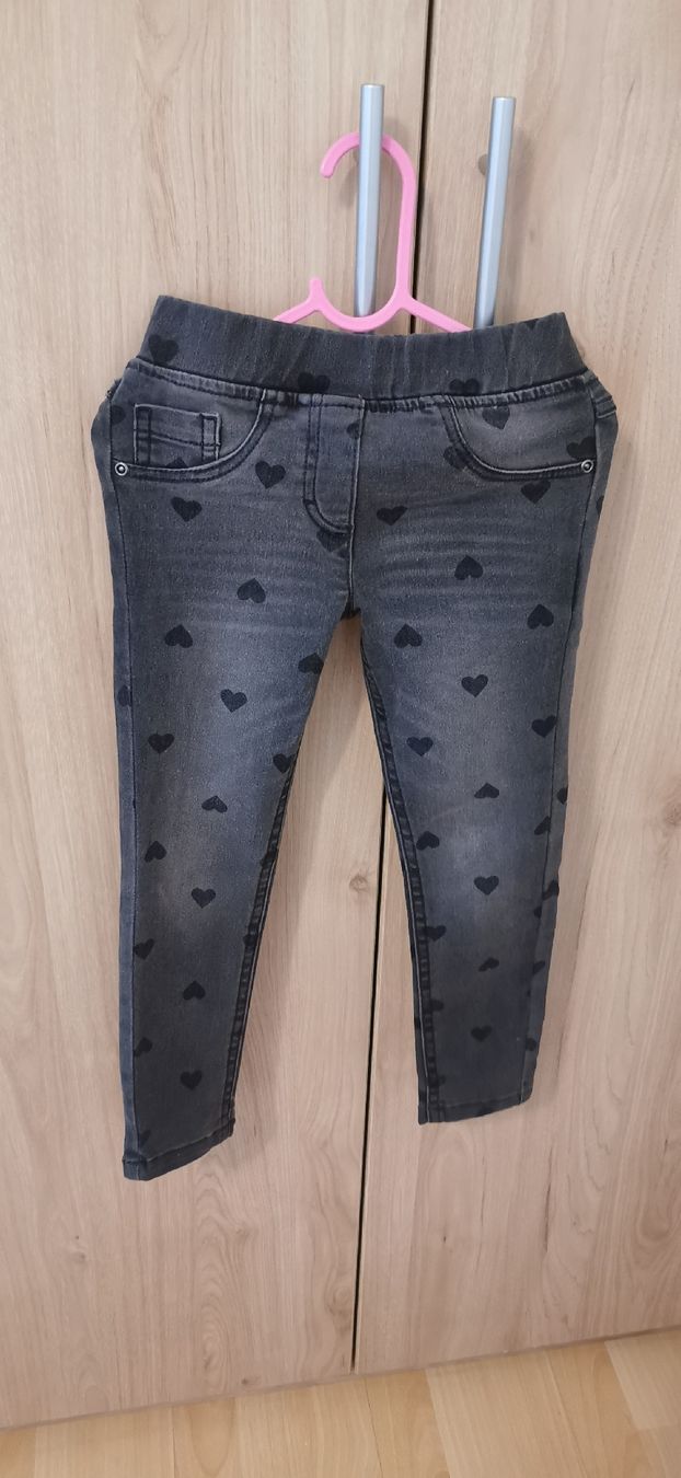 Hosen: Jeggings Gr 110 – Gebraucht aus Winterthur von Katyakaterina