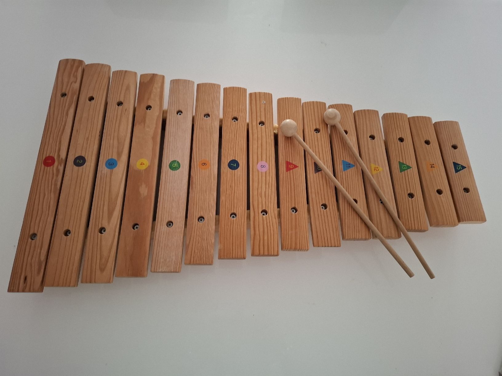 Musikinstrumente: Holzxylophon – Gebraucht aus Selzach von aubergine02