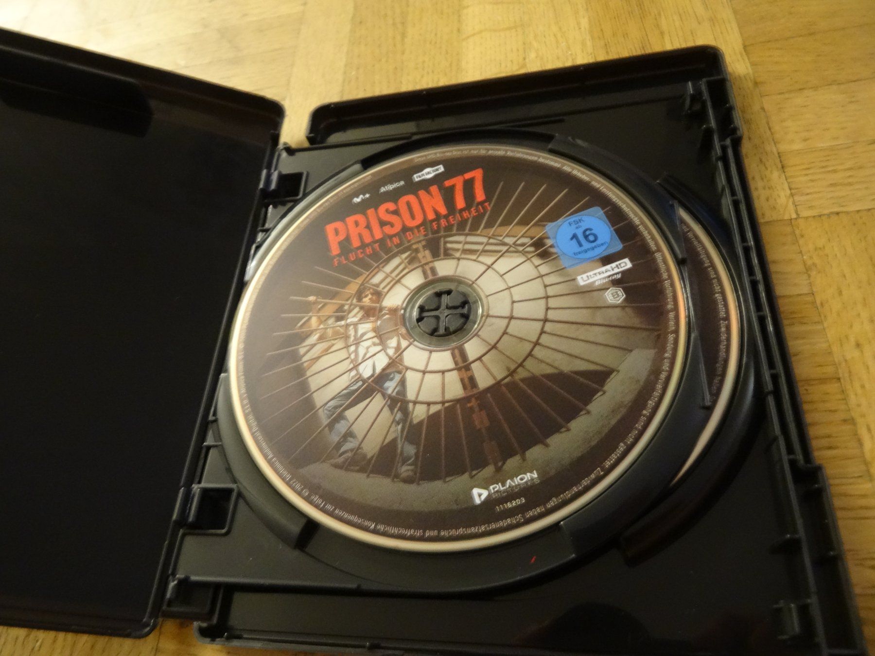 Tutti i DVDs: Prison 77 4K ULTRA HD UHD + Blu-ray – Usato da Olten venduto da Disc-Verkauf 1