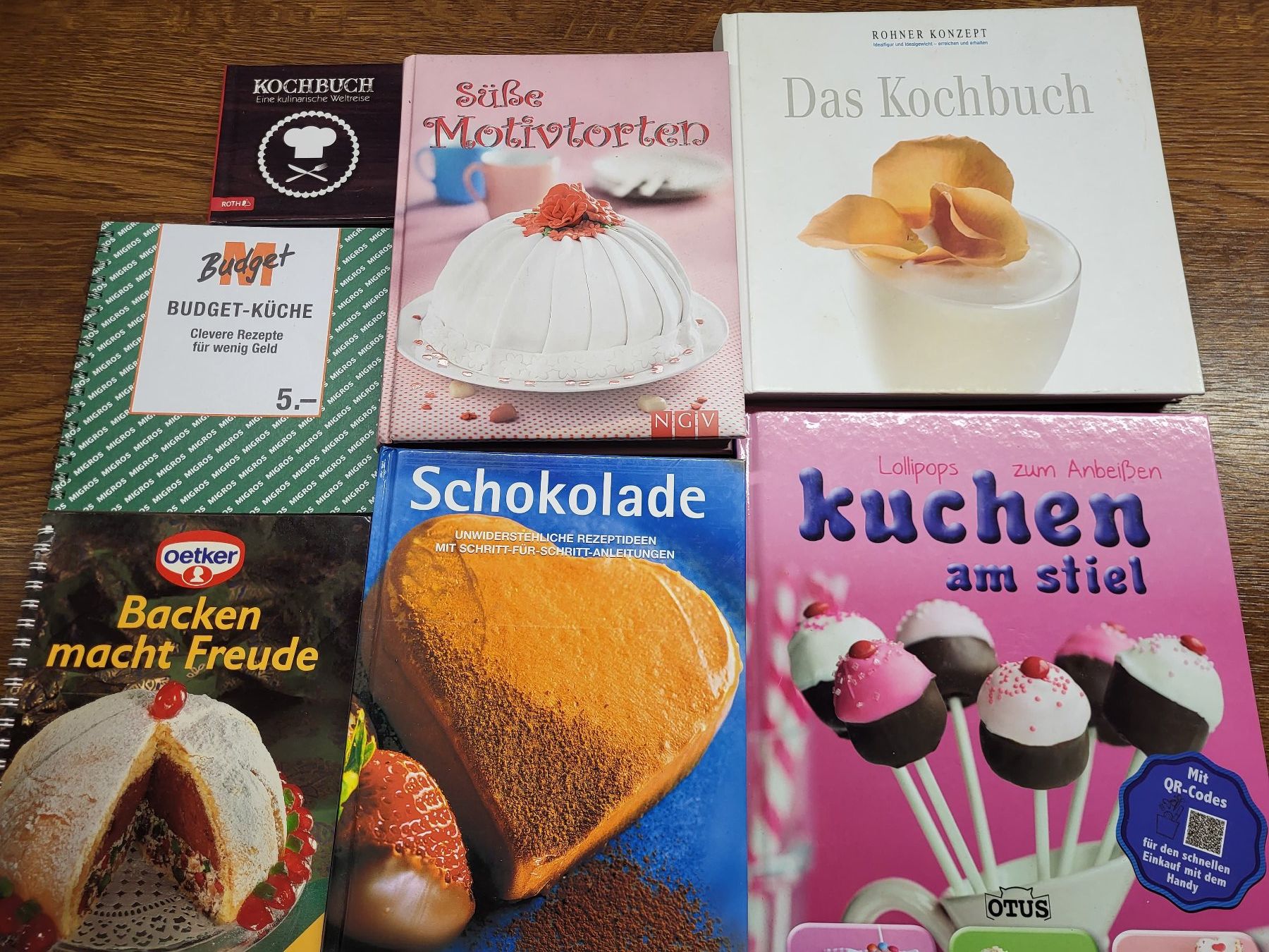 Bücher: Verschiedene Koch und Backbücher – Gebraucht aus Seewen SZ von Timekeeper