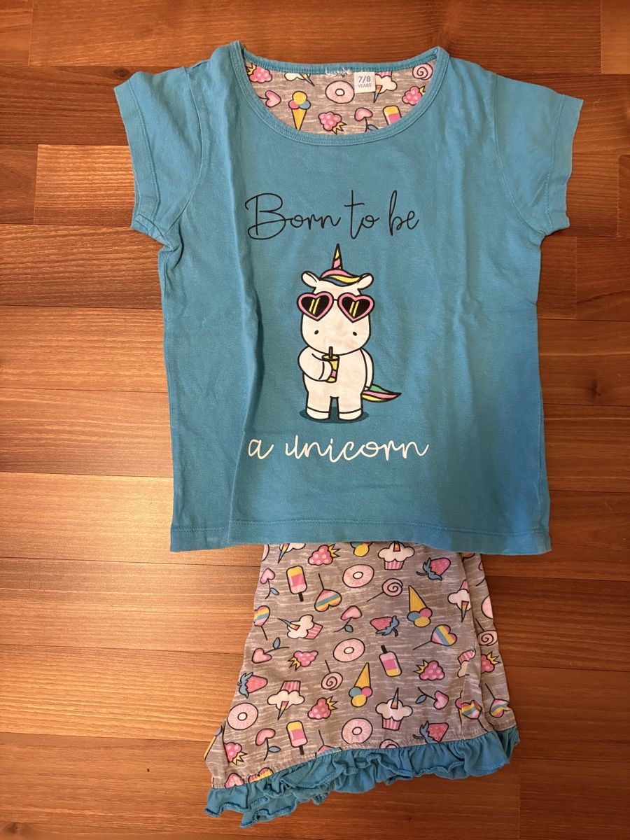 Lotti & Set di vestiti: Lotto bambina 122/128 – Usato da Monte Carasso venduto da eli_576y 2
