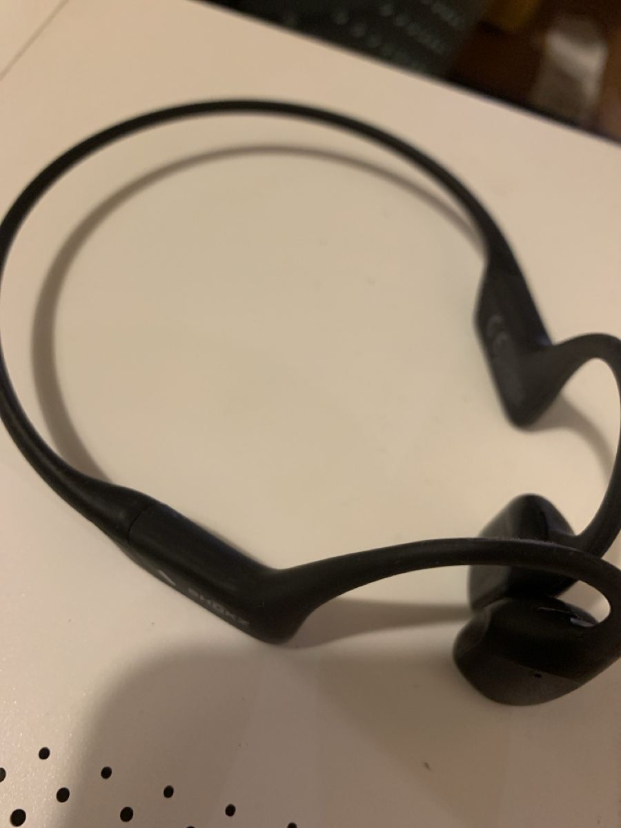 Shokz Cuffie: Schockz open run pro. Ohne ladekabel. – Usato da Zürich venduto da Gani
