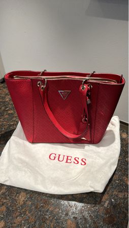 Guess - Rote Handtasche