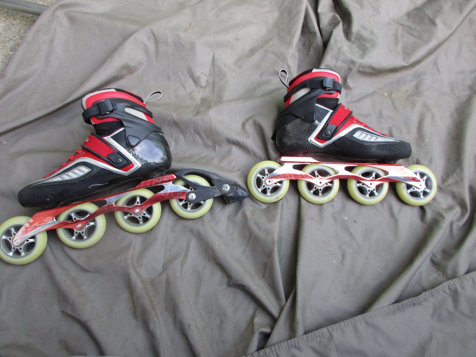 Pattini in linea & Pattini a rotelle: FILA Carbon Inline Skates Marathon Grösse 41 – Usato da Ottikon venduto da Locomotive01 2