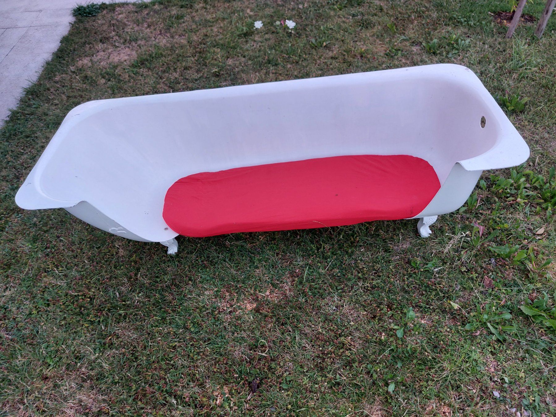 Sofas: Kultiges "Badewanne-Sofa" – Gebraucht aus Uznach von HePaH1 1
