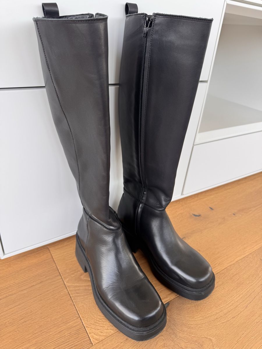 Damenschuhe: ZIGN Leder Plateaustiefel in schwarz Gr. 38 – Gebraucht aus Altendorf von PiaLang 9