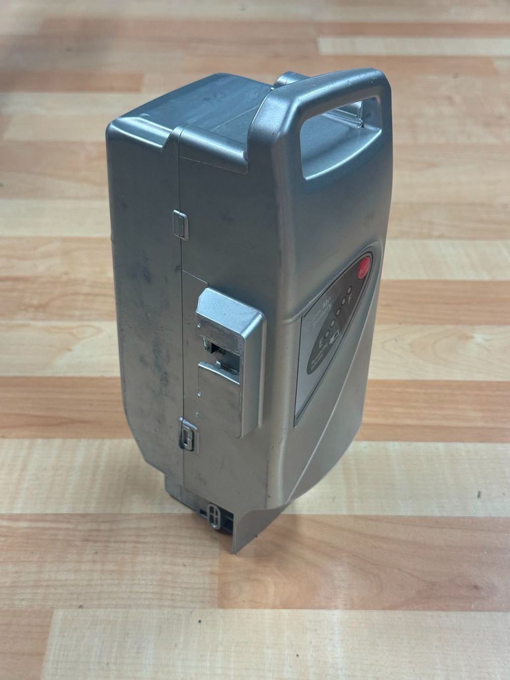 Flyer Batteries: Flyer NKY224B02 26V/10Ah – Défectueux à Aristau par SwissVolts_Akkus 1