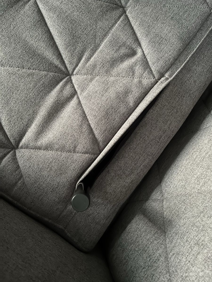 Divani: Klappsofa grau gesteppt mit Kissen – Usato da St. Gallen venduto da ste_k7tp 5