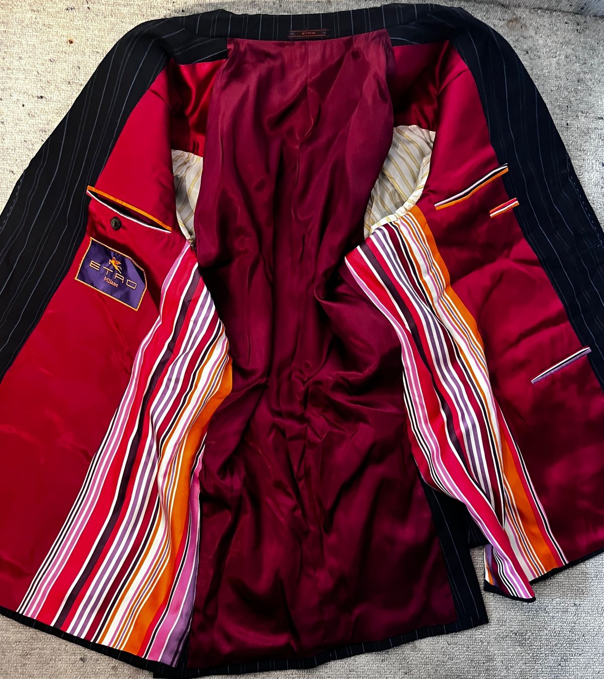 Etro Completi: Anzug Etro – Nuovo (secondo la descrizione) da Oberweningen venduto da Achille.3