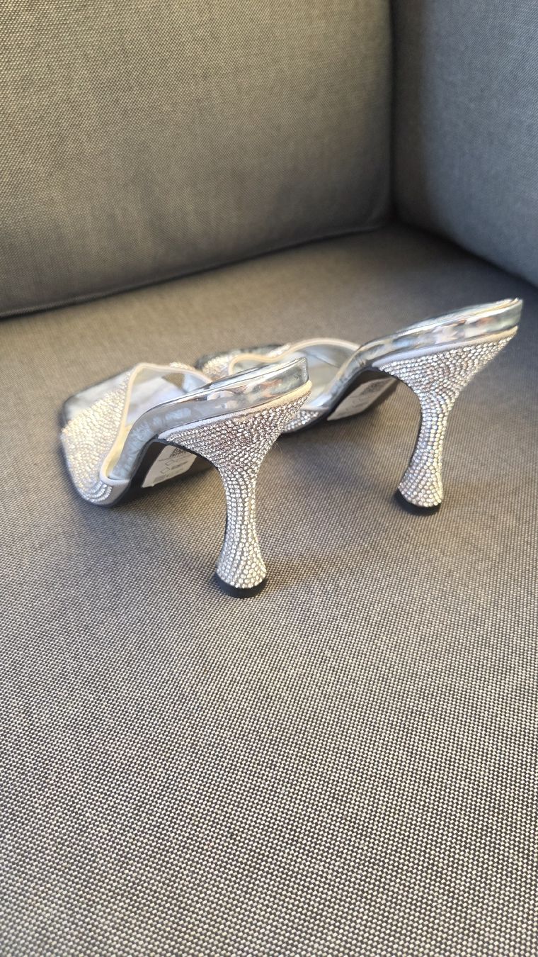 Asos Scarpe da donna: Pantoletten Silber mit Strass Gr. 38 – Usato da Kreuzlingen venduto da MeinKleinesAtelier 1