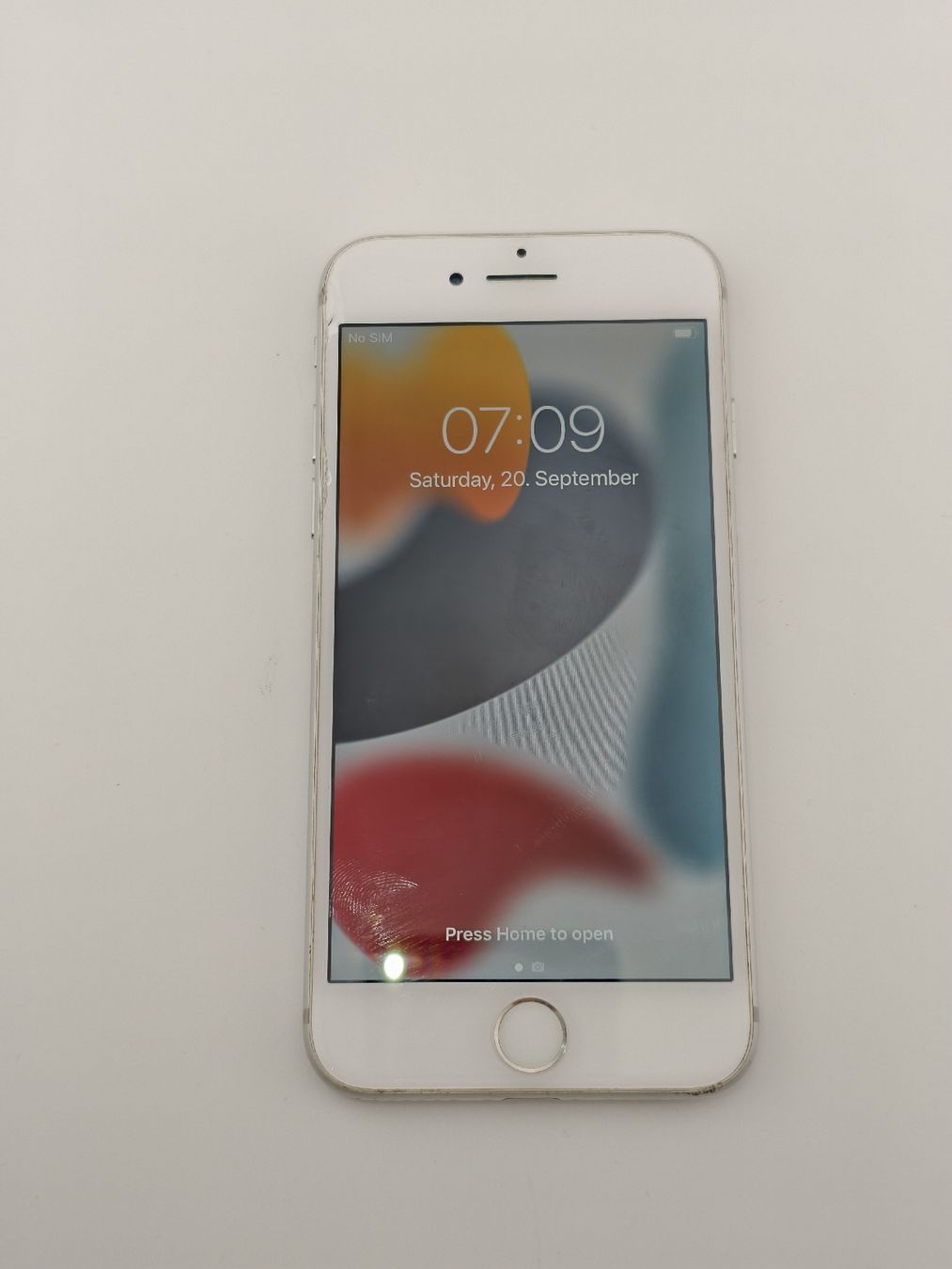 Apple Telefoni cellulari / Smartphones: Apple iPhone 7 Silver 32GB – Usato da Uster venduto da TOPPRICEE