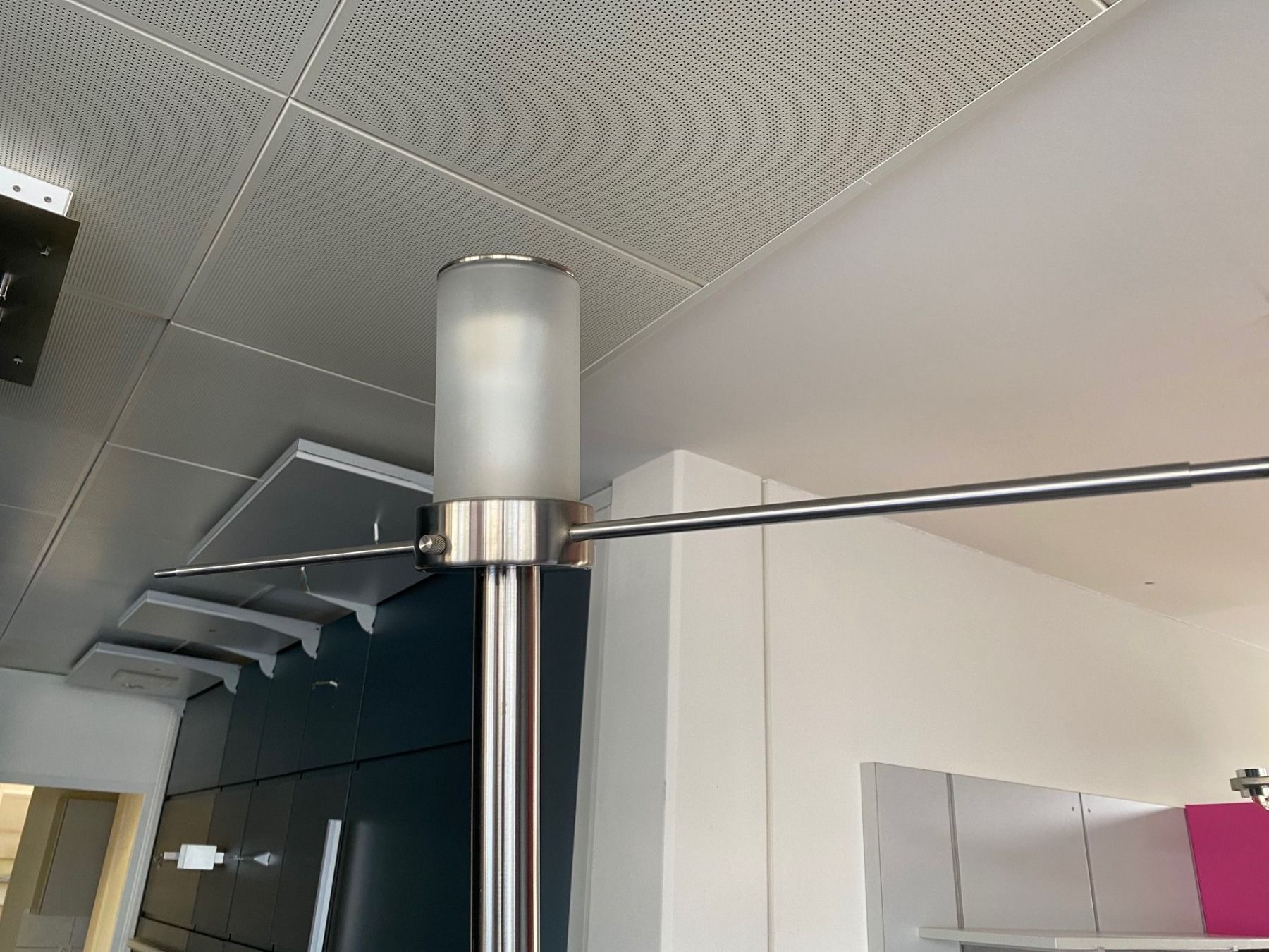 Lampen: Aussen Stehleuchte Slant Event von Serien Lighting – Gebraucht aus Umiken von licht5040 3