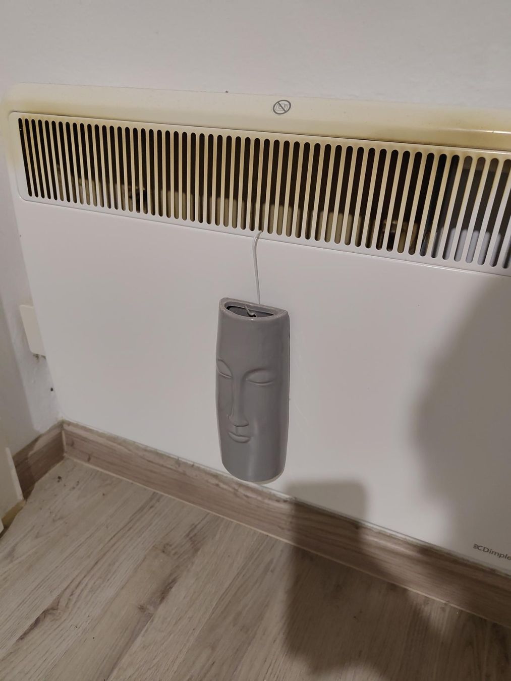 Luftbefeuchter: Set of 3 ceramic radiator humidifiers – Gebraucht aus Capolago von Bomberz 2