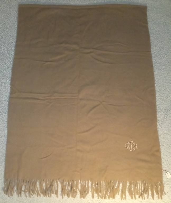 Foulard & Sciarpe: Echarpe Voltaire Beige – Usato da Peseux venduto da noz_r5vl