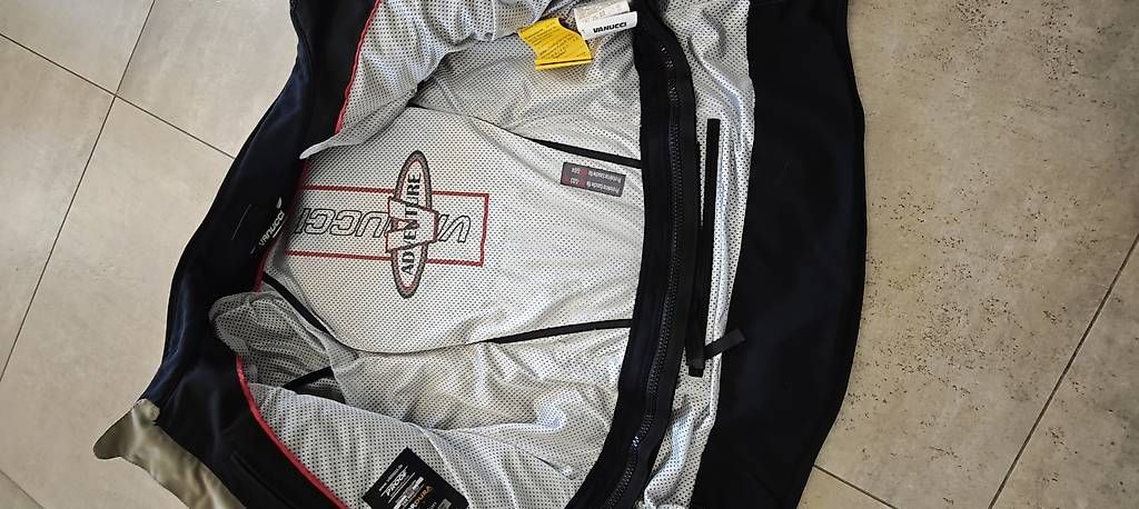 Jacken: Motorradjacke fast neu – Gebraucht aus Kirchdorf AG von Aloe11 4