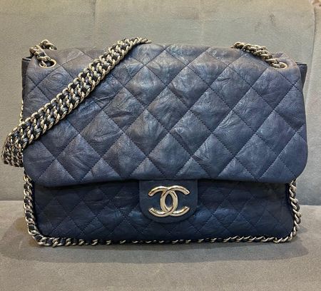Chanel Round Chain Maxi Large Navy SpecialWash Lambskin Phw 
