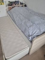 Bett-Kinderbett ,Bettkasten, Lattenrost,2 Matratzen, Regal