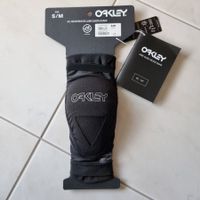 NEUE Oakley Ellebogenschoner Gr. S/M