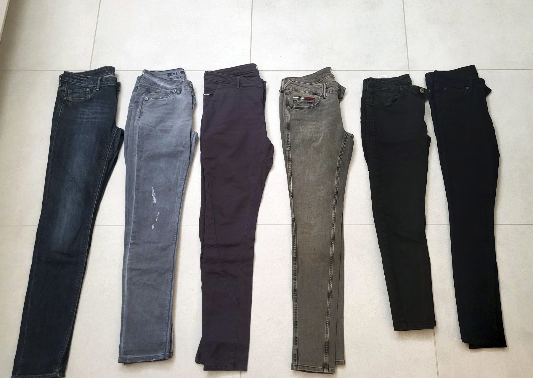 Jeans: 41x Damenjeans und -hosen – Gebraucht aus Lugano von Mavvatteloapesca 1