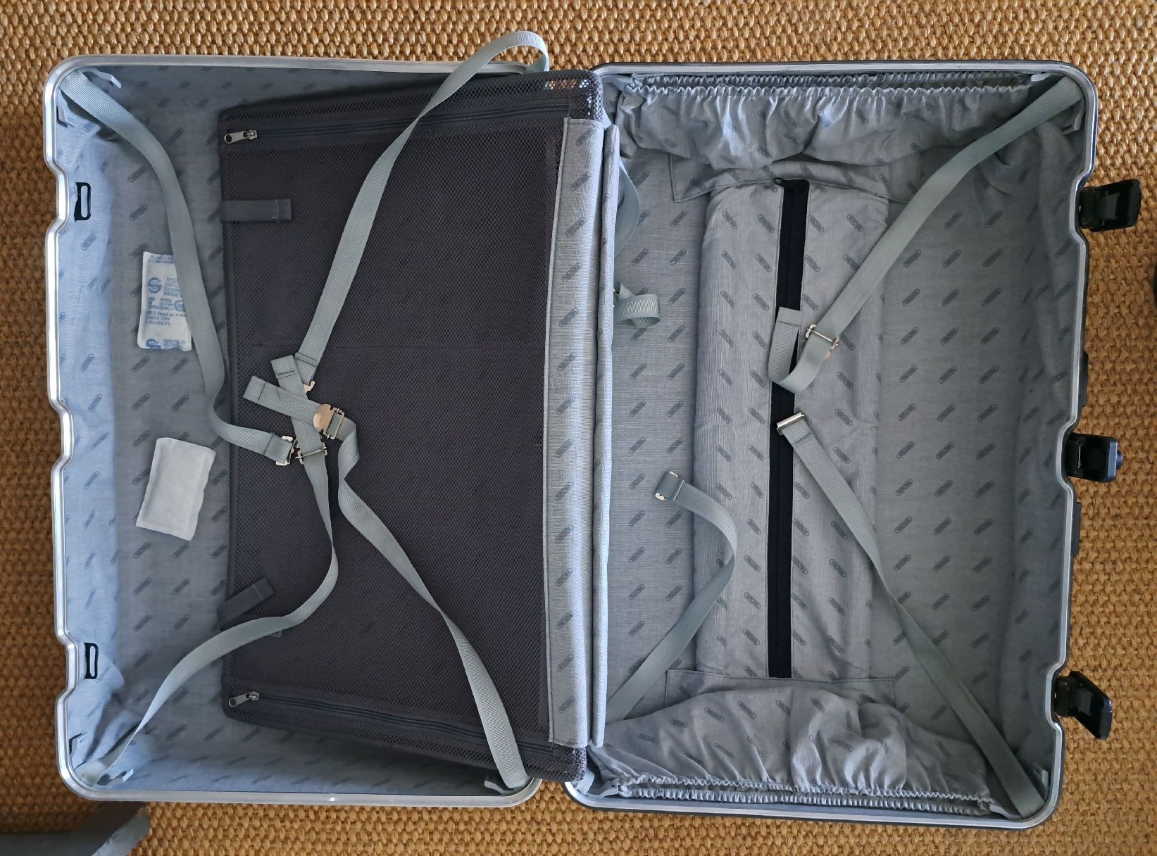 Rimowa Valigie: rimowa + Brics – Usato da Zollikerberg venduto da ren_q7gc 4