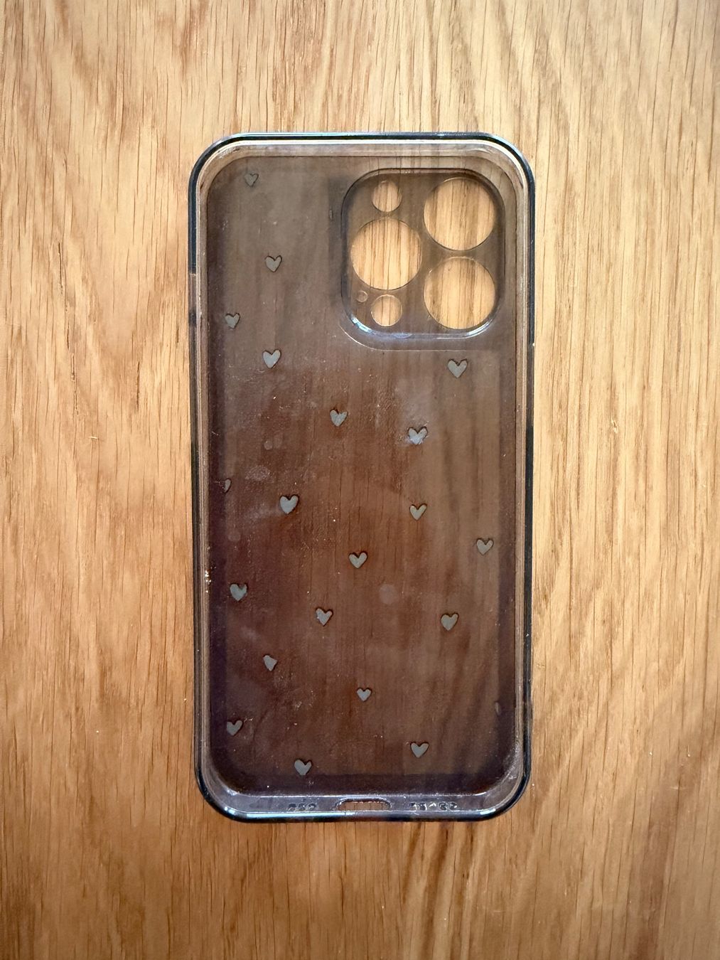 Apple Cover & Protezioni schermo: iPhone 13 Pro Hülle beige – Usato da Olten venduto da Sarastuebi 1