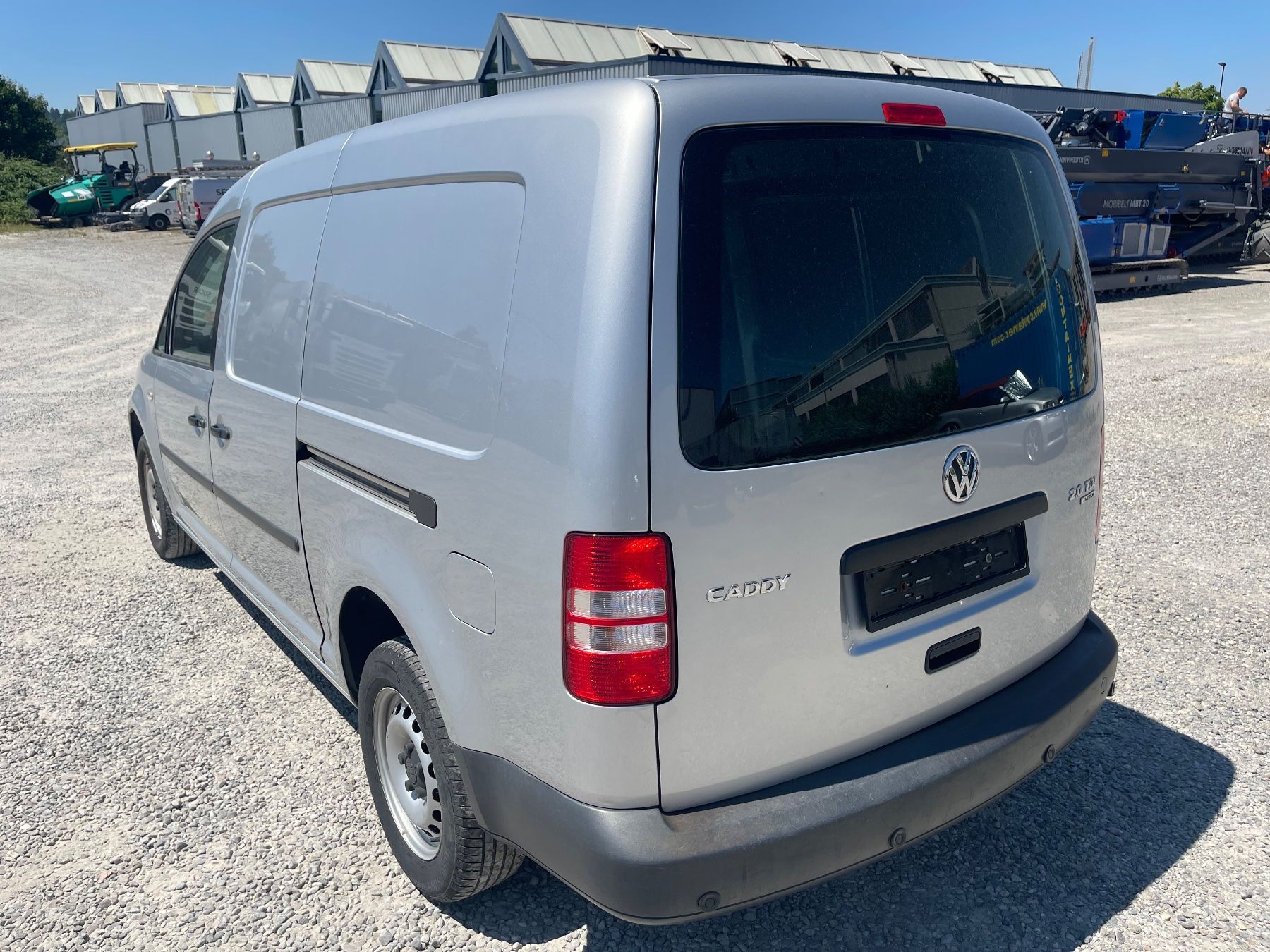 VW Nutzfahrzeuge: VW Caddy Maxi 4Motion – Gebraucht aus Winterthur von CamperBau 1