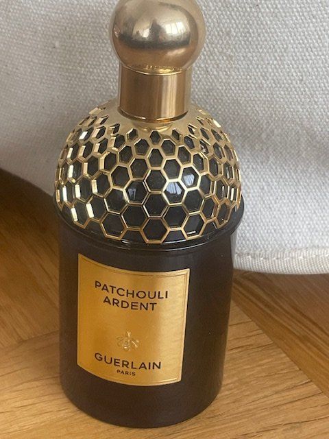 Guerlain Profumi & Eau de Toilette: Guerlain Patchouli Ardent 125 ml – Nuovo (secondo la descrizione) da Luzern venduto da Happyday3