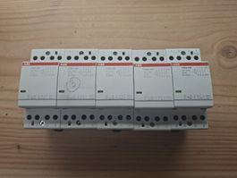 REG Schütz ABB ESB25 40N 230V 4 Schliesser 5 Stück