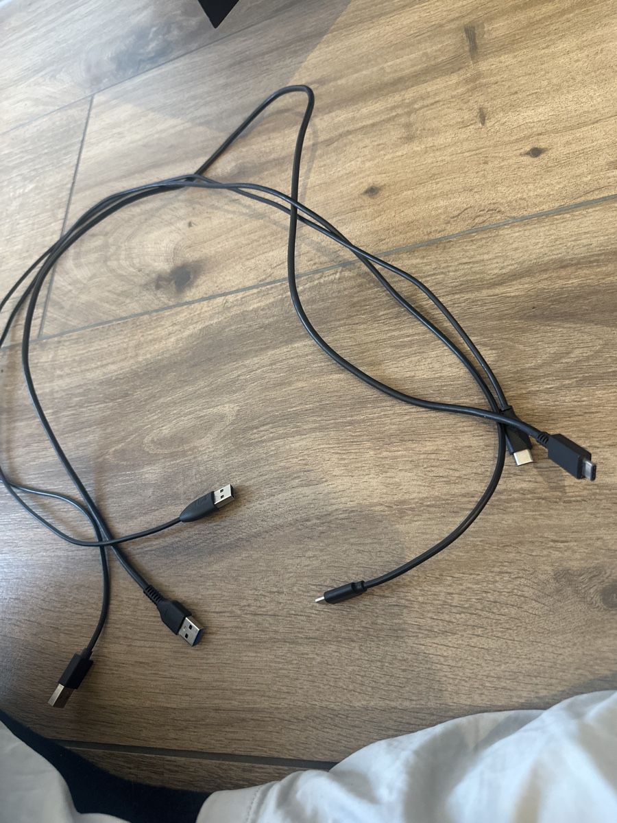 Cavi: 3 Kabel USB C, 1m Top Zustand! – Usato da Bätterkinden venduto da rip2000
