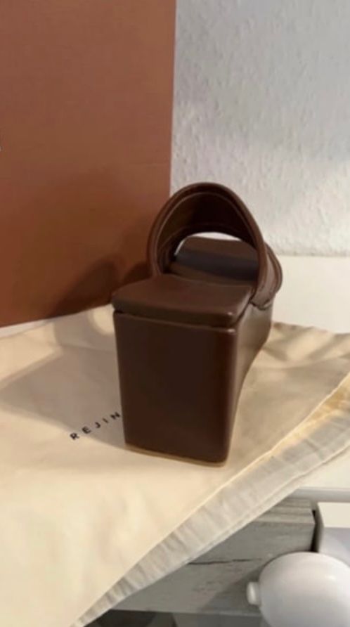 Damenschuhe: Rejina Pyo – Gebraucht aus Zuerich von zeichnung 2
