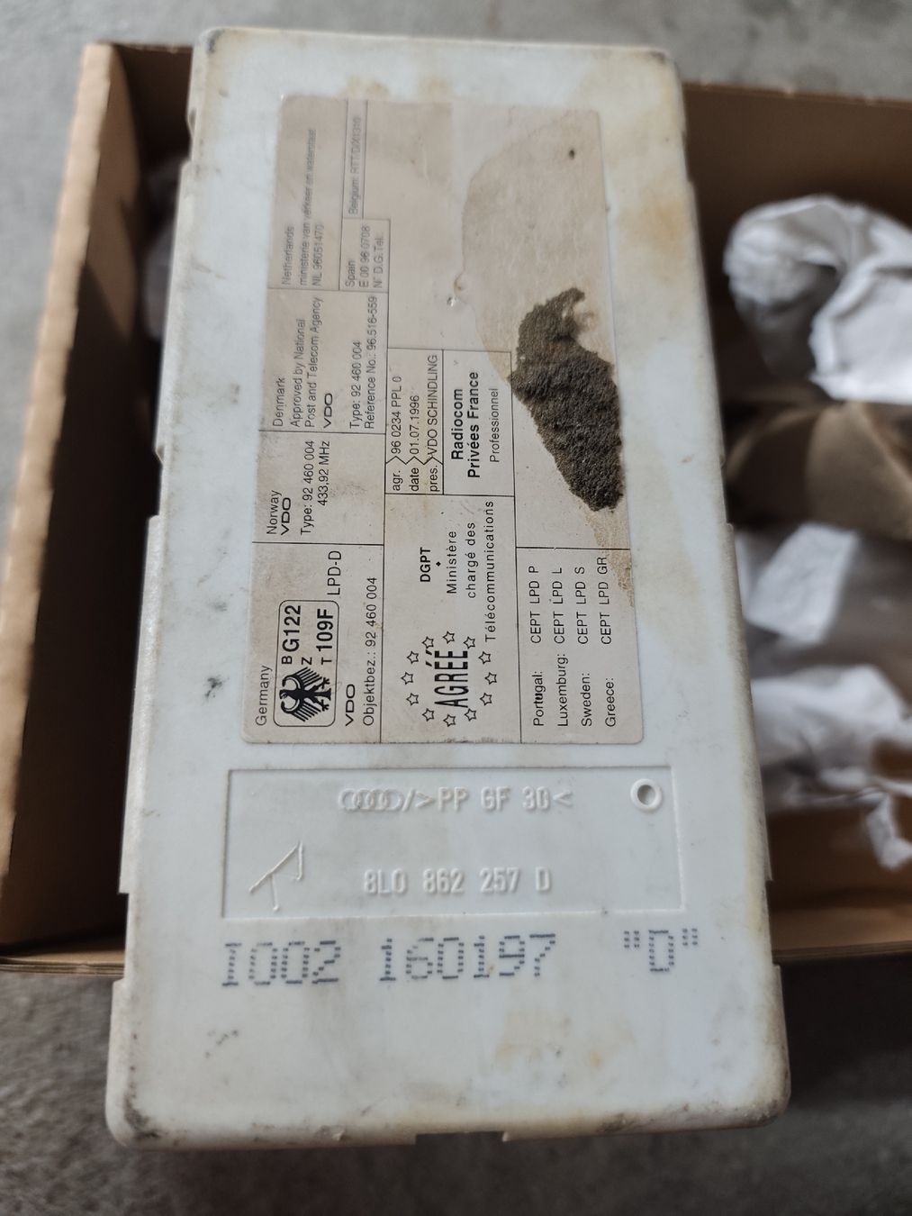 Audi Tutti pezzi di ricambio auto: Audi A3 8l ZV Pumpe (8L0 862 257D) – Difettoso da Rebstein venduto da andi322