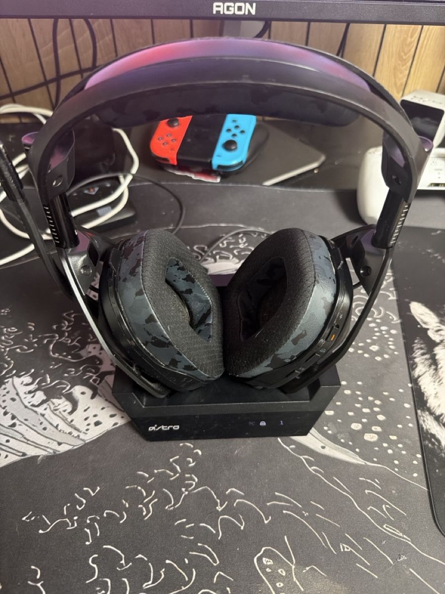 Astro Gaming Kopfhörer: Cuffie gaming Astro A50 wireless con base, usate – Gebraucht aus Köniz von ges_786t