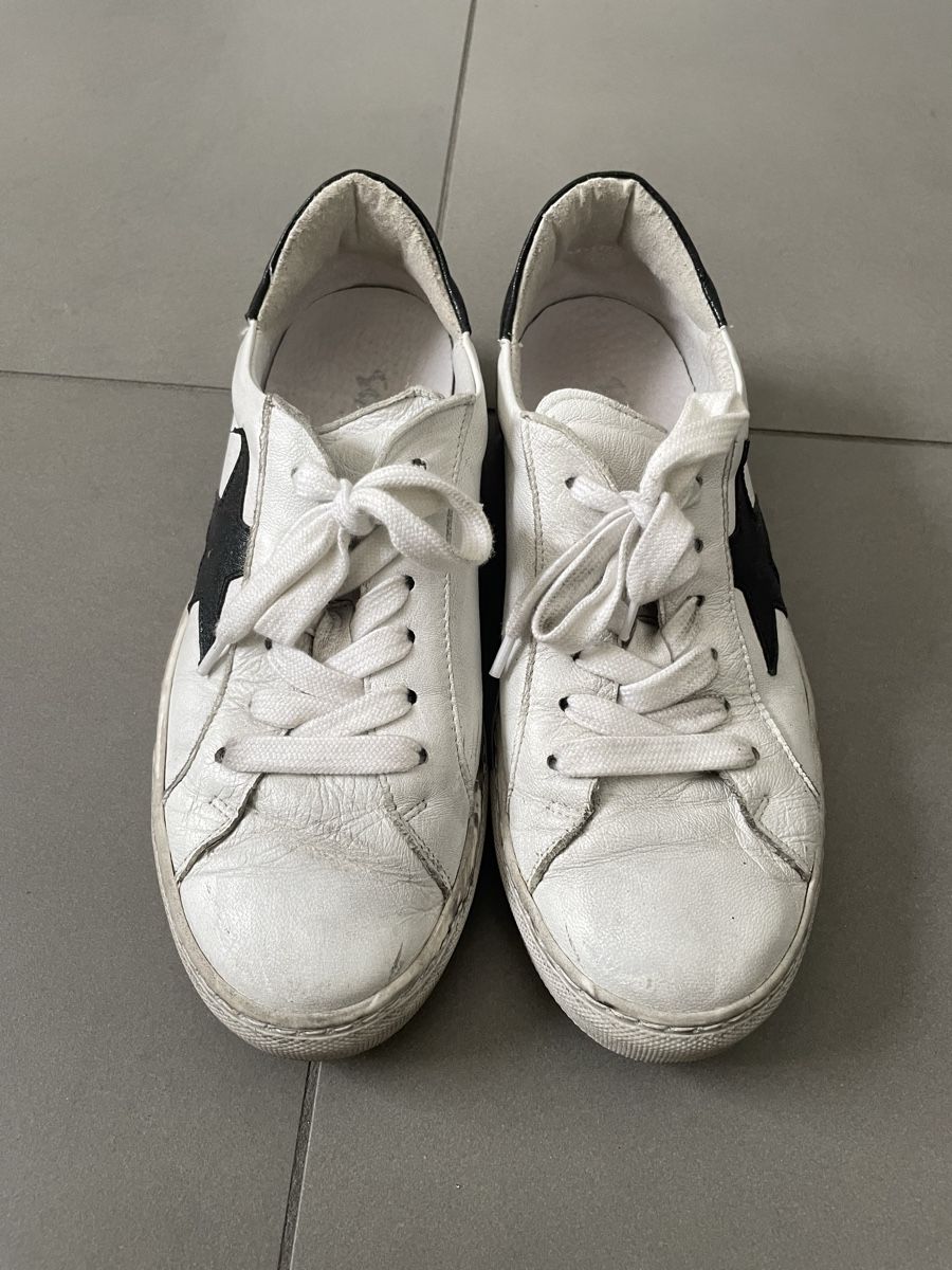 Herrenschuhe: Y2K sneakers with star – Gebraucht aus Morbio Inferiore von fla- 1
