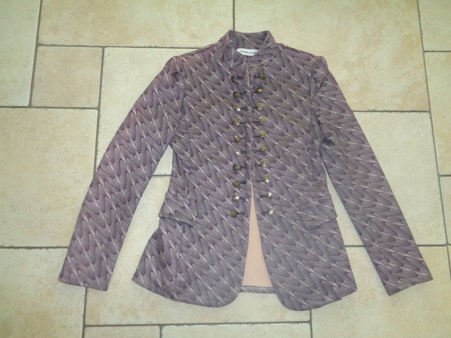 Giacche: Blazer Voyelles  Grösse S – Usato da Kreuzlingen venduto da Robi-2003