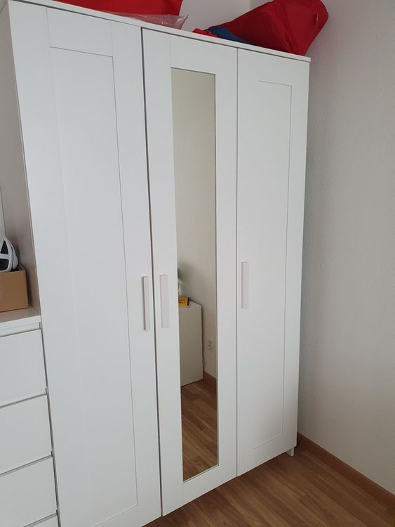Ikea Brimnes wardrobe with 3 doors and central mirror Kaufen auf Ricardo