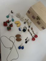 Schmuck-Konvolut – verschiedene Ohrringe & Halskette Vintage