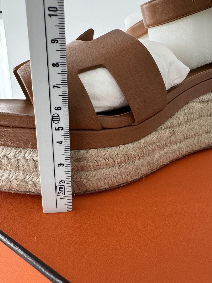 Hermès Damenschuhe: Neue Hermès Sandalen Espadrilles Elda, naturel, 41 – Neu und originalverpackt aus Unterägeri von san_6qcx 3