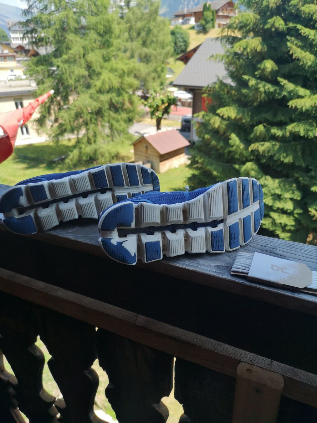 On Scarpe da donna: Chaussures On Running Cloud bleu taille 38, 5 bon état – Usato da Leysin venduto da Jollybubble 1